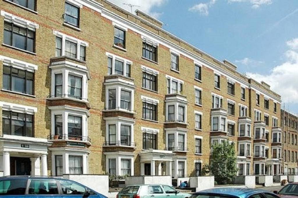 Ferienwohnung 50 Meters To The Metro London Exterior foto
